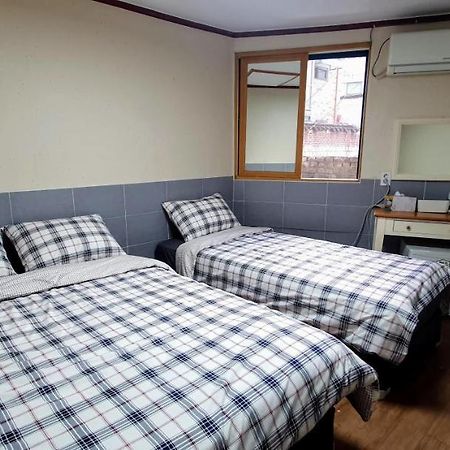 New Sun Guesthouse Myeongdong Seul Esterno foto